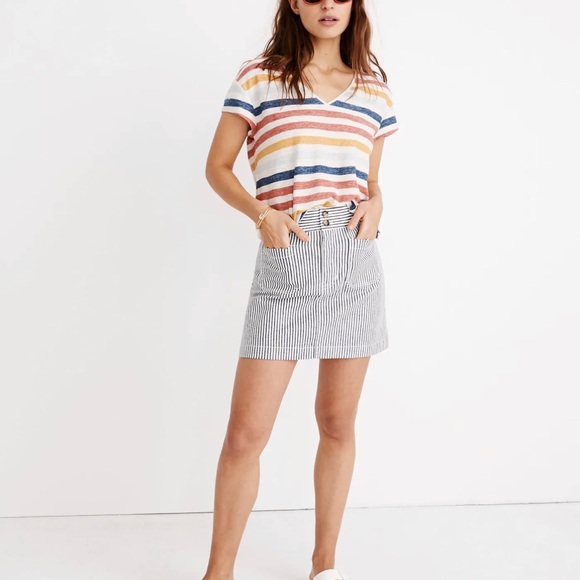 Madewell, Skyline V-Neck Tee in Jay Stripe - Picture 6 of 6
